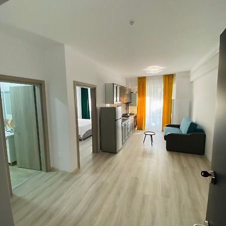 Njunior Apartment 02 Ιάσιο Εξωτερικό φωτογραφία
