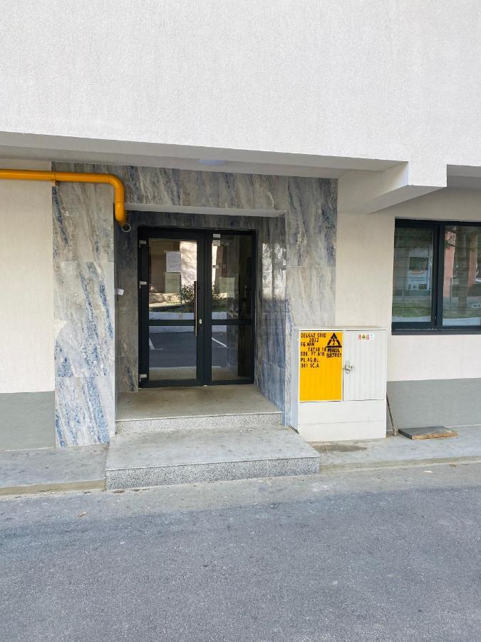 Njunior Apartment 02 Ιάσιο Εξωτερικό φωτογραφία
